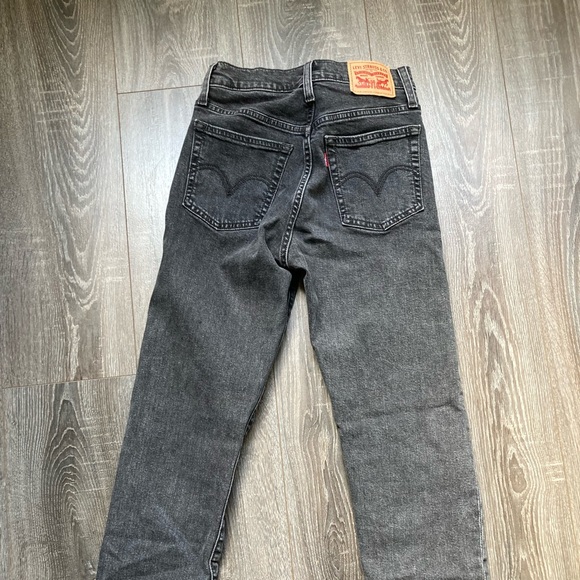 Levi’s Wedgie straight jean sz 25 - Picture 2 of 5